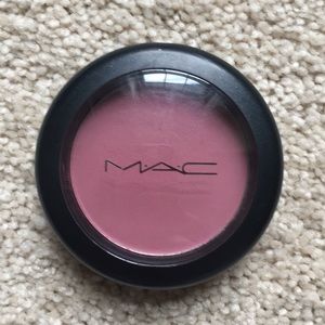 MAC blush in Breath of Plum